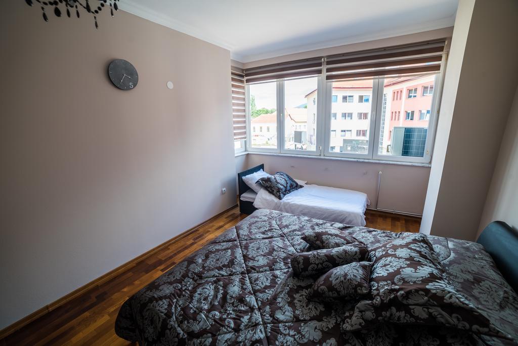 Suites Donna Bihać Exteriör bild