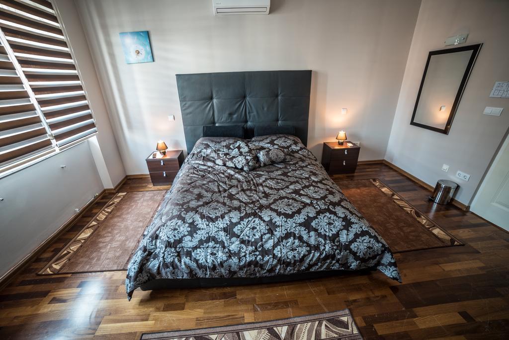 Suites Donna Bihać Exteriör bild