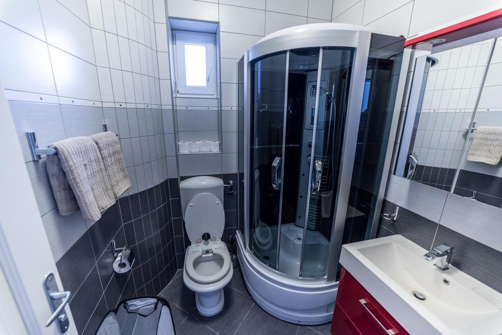 Suites Donna Bihać Exteriör bild