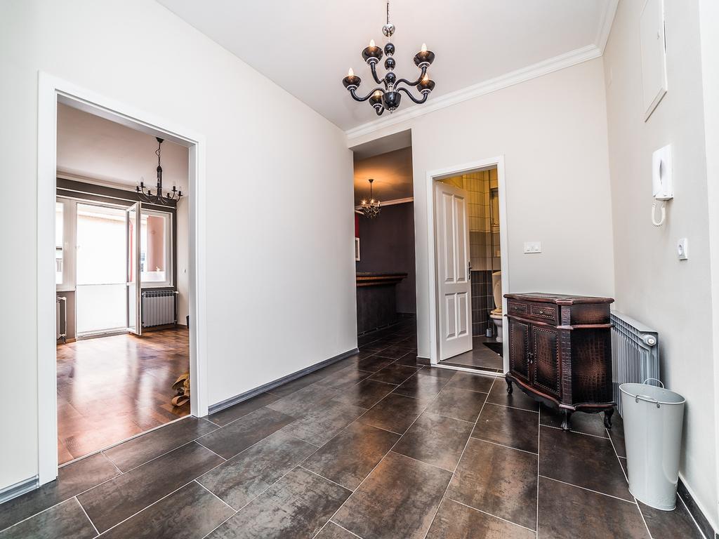 Suites Donna Bihać Exteriör bild